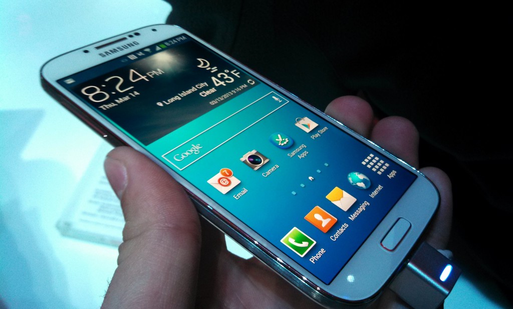 Samsung-Galaxy-S4-front-angled